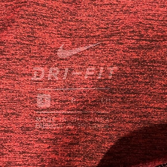 Nike Dri-Fit Men’s Pullover ¾ Zipper Size Small Burgandy - Picture 5 of 7